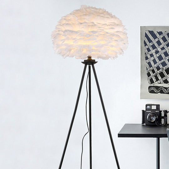 Minimalist Black-White Floor Lamp With Feather Dome Shade - 1-Light Living Room Stand Up Light