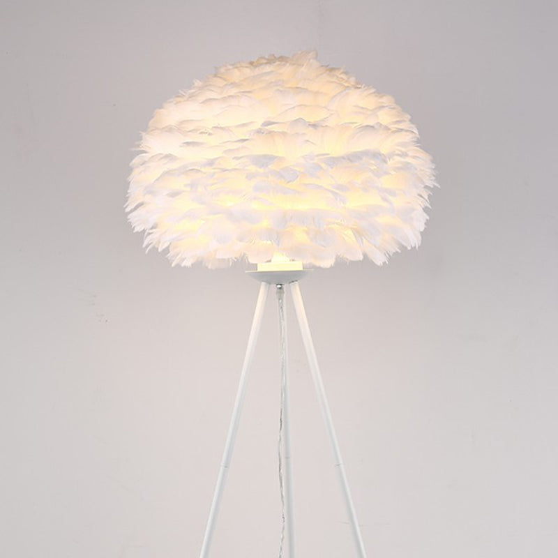 Minimalist Black-White Floor Lamp With Feather Dome Shade - 1-Light Living Room Stand Up Light White