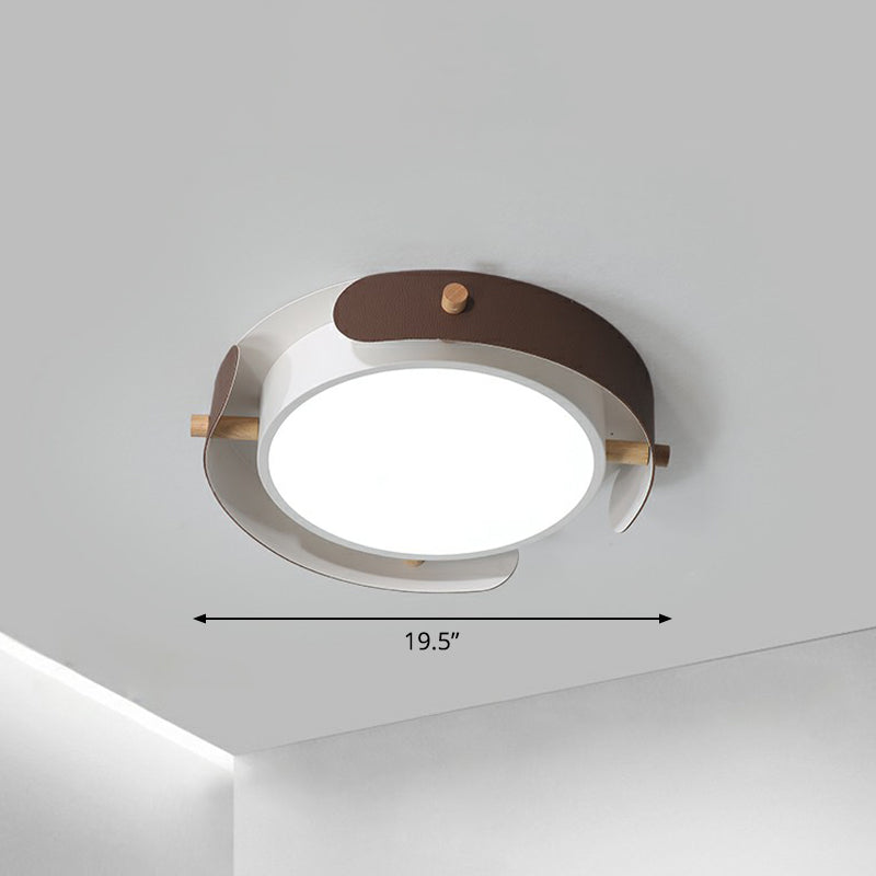 Minimalist Led Ceiling Mount Light - Round Metal Flush Fixture For Bedroom Lighting Brown / 19.5’