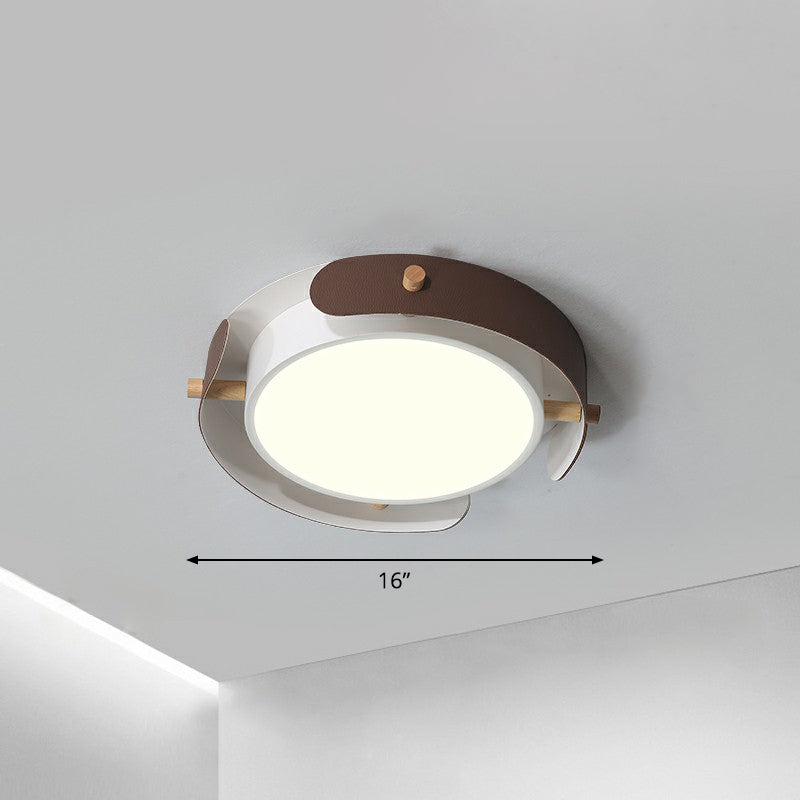 Minimalist Led Ceiling Mount Light - Round Metal Flush Fixture For Bedroom Lighting Brown / 16’