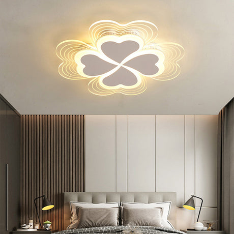 Minimalistic Led Ceiling Mount Light For Bedroom - Acrylic Clover Design White / 16.5’ Remote