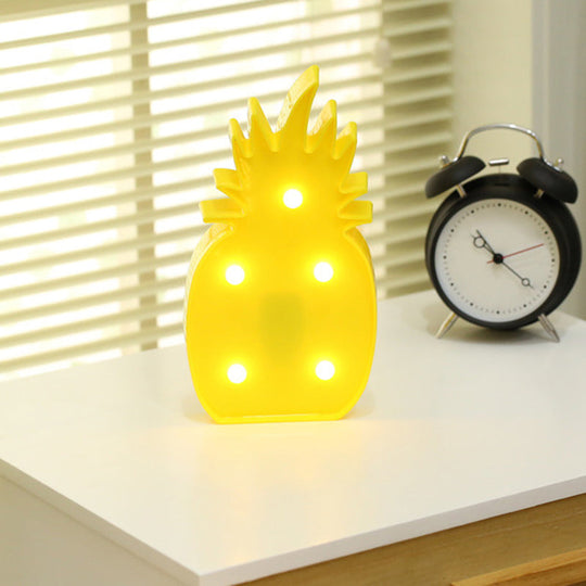 Led Modeling Night Light Girls Room Table Lamp With Hook - Novelty Decor Battery Powered Yellow /