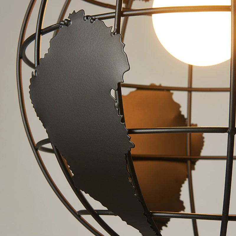 Iron Wireframe Globe Pendant Light - Industrial Ceiling Lamp With 1 Bulb For Restaurants