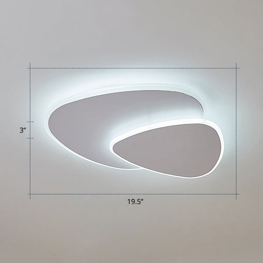 Nordic Style Triangular Led Ceiling Light With Metal Flush Fixture For Bedrooms White / 19.5’