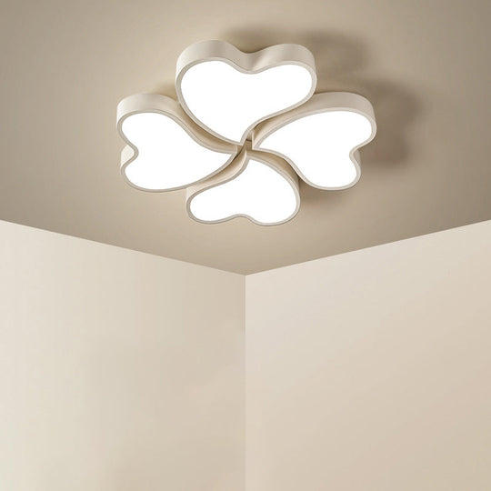 Nordic Style Led Ceiling Lamp - Clover Shaped Flush Mount Light Fixture White / Loving Heart