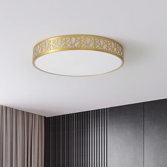 Minimalist Brass Ceiling Light With Geometric Design And Led Flushmount