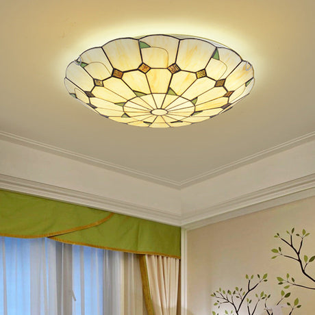 Vintage Tiffany Stained Glass Ceiling Light With Leaf Pattern - Flush Mount Led Lamp For Living Room