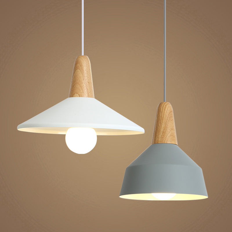 Nordic Style Metal Hanging Pendant Lamp With Wooden Top - Ideal For Restaurants