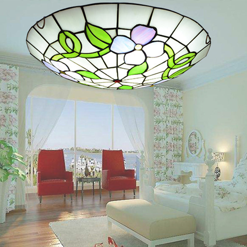 Stained Glass Tiffany-Style Flower Flush Mount Ceiling Light