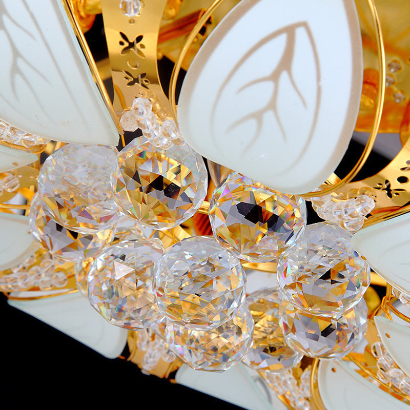 23.5’/31.5’ Contemporary Crystal And Glass Round Flush Ceiling Light With Leaf Pattern In Gold