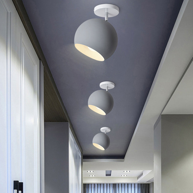 Nordic Style Round Ceiling Flush Mount Light With Metal Aisle Close To Lighting