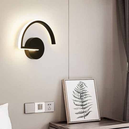 Nordic Style Led Metal Wall Sconce Lamp For Bedroom And Living Room Black / White