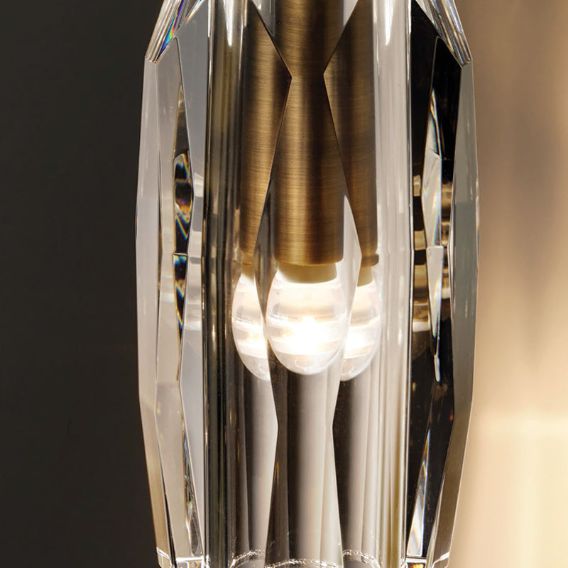 Minimalist Single Light Brass Wall Mounted Sconce Lamp With Clear Crystal Facets