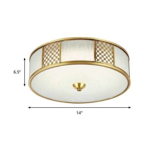 14/18 Wide 4-Light Colonial Drum Flush Mount Ceiling Light With Milky Glass Flushmount In Brass
Or