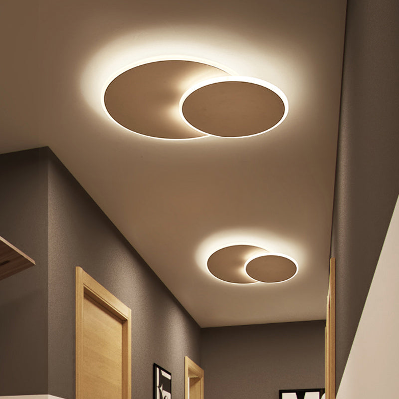 Minimalist Round Acrylic Led Flush Mount Ceiling Light - 16’/19.5’ Width In White/Coffee Finish