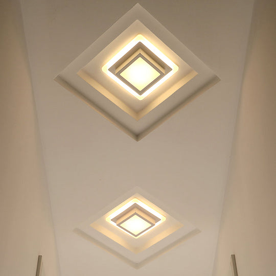 Contemporary Mini Round/Square Flush Mount Ceiling Light In Black/White With Metal Finish - Led