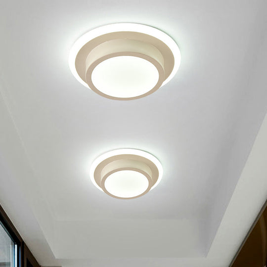 Contemporary Mini Round/Square Flush Mount Ceiling Light In Black/White With Metal Finish - Led