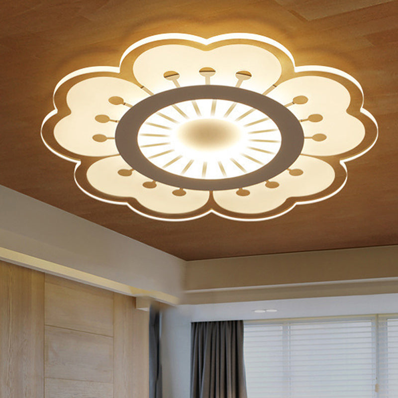 Contemporary Acrylic Led Flush Mount Ceiling Fixture - Flower Design 16.5’/20.5’ Wide White