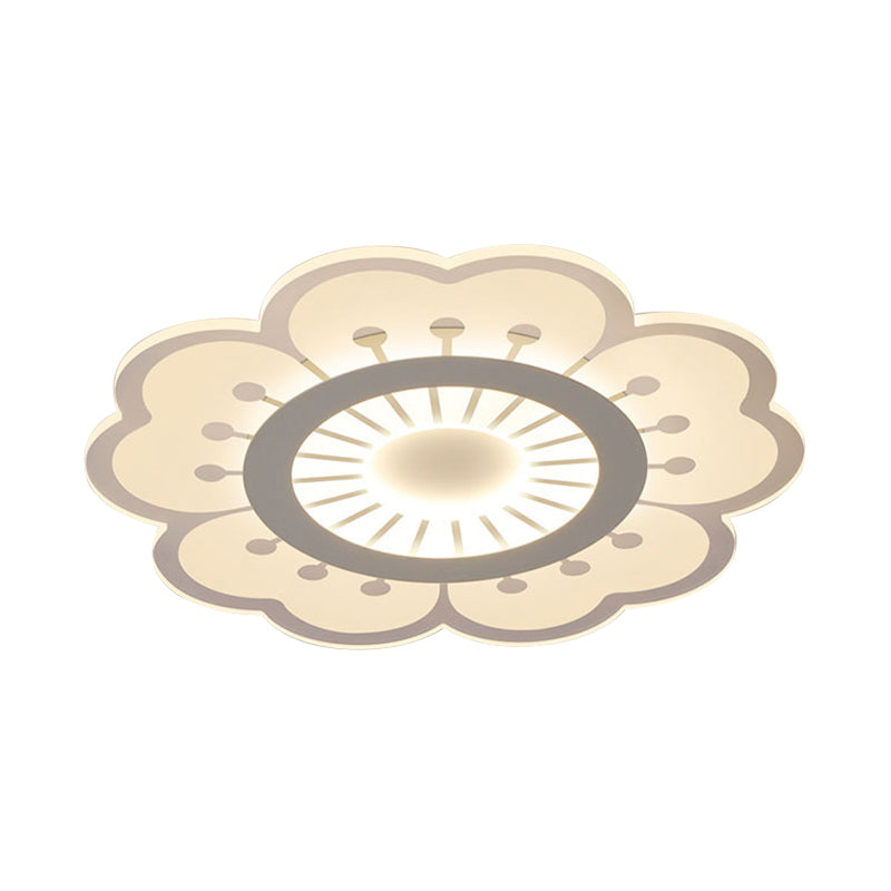 Contemporary Acrylic Led Flush Mount Ceiling Fixture - Flower Design 16.5’/20.5’ Wide White