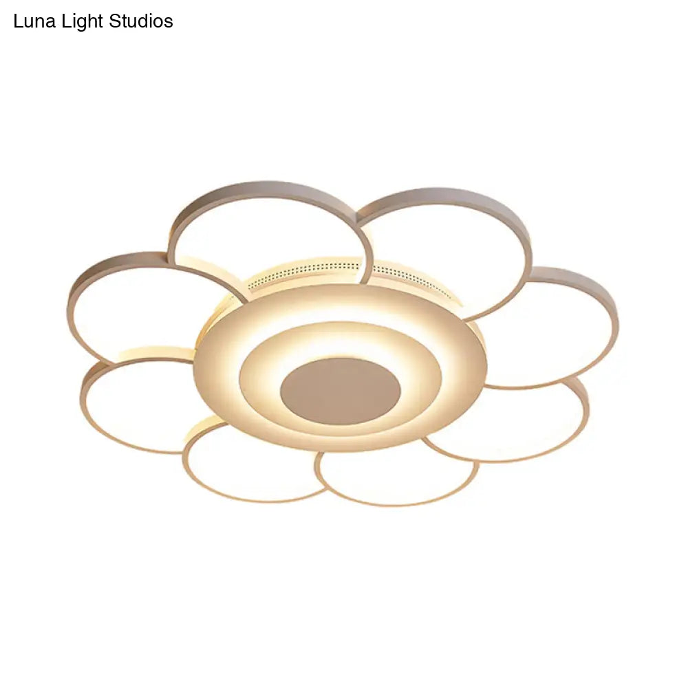 31.5/39 Flower Flushmount Acrylic Led White Ceiling Light In Warm/White/Natural - Simple & Wide