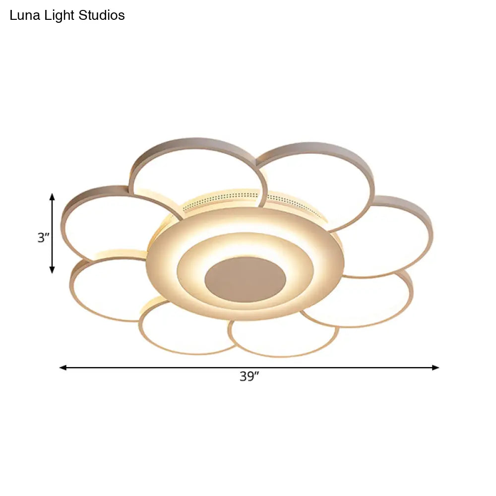 31.5’/39’ Flower Flushmount Acrylic Led White Ceiling Light In Warm/White/Natural - Simple & Wide