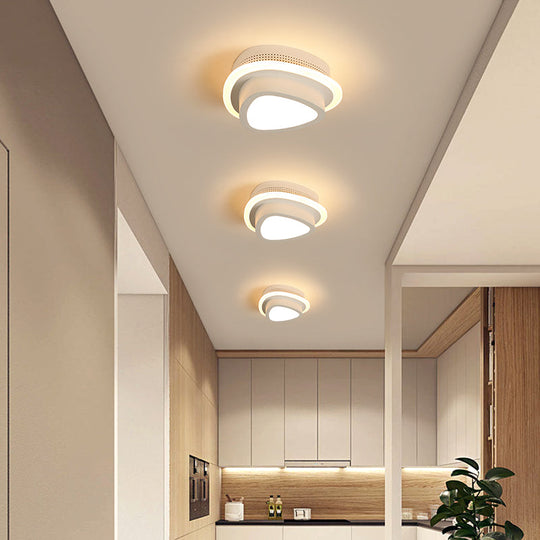 Modern Led Flush Ceiling Lamp In Black/White - Round Square Or Triangle Acrylic Design For Corridor