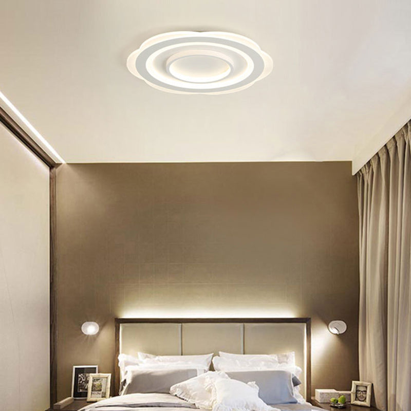 Modern Acrylic Flower Ceiling Light - 16/19.5/23.5 Flushmount For Living Room In Warm/White