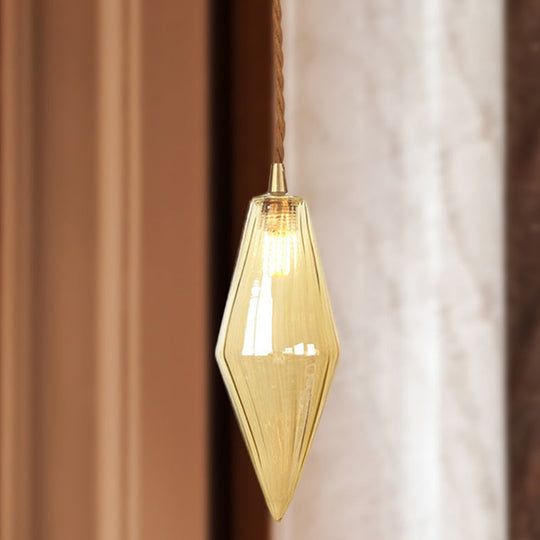 Zeitgenössische Diamant-Pendelleuchte aus bernsteinfarbenem/klarem Glas: Stilvolles Hängelampen-Set mit 1 Lampe für das Esszimmer (3"/4" breit)