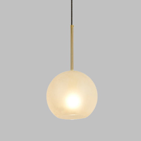 Minimalistisches Hängelampen-Set mit strukturierter weißer Glaskugel – 8"/12" breite Messing-Pendelleuchte