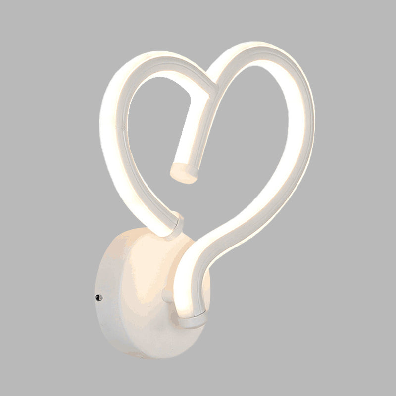 Heart-Shaped Led Acrylic Wall Sconce In Warm/White Light - Contemporary Design