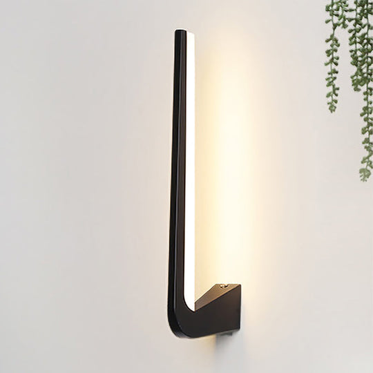Modern Black Linear Led Wall Sconce With Acrylic Lighting For Living Room / Warm