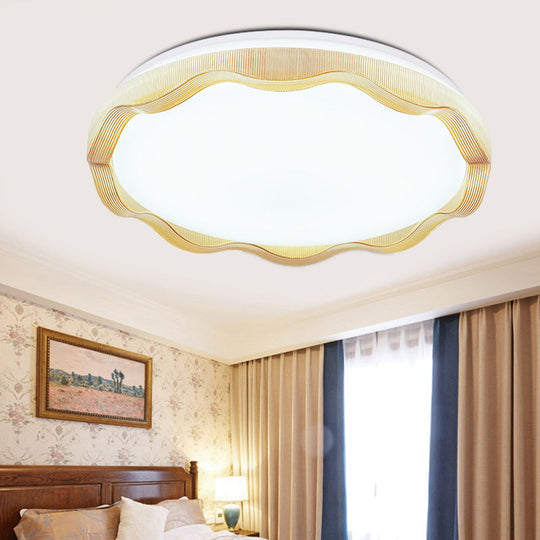 16’/19.5’ Simple Style Scalloped Ceiling Lamp With Acrylic Diffuser - White/Blue/Gold Flush