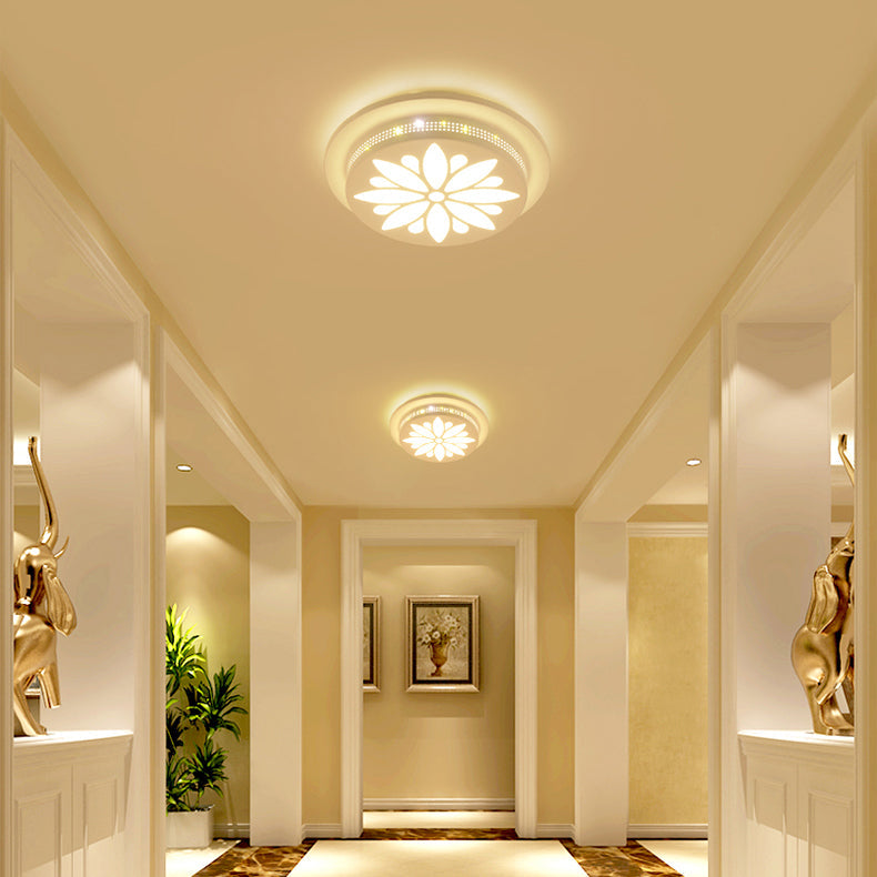 Modern Art Deco Flush Mount Ceiling Light For Hallway - Stylish Circular Acrylic Lamp