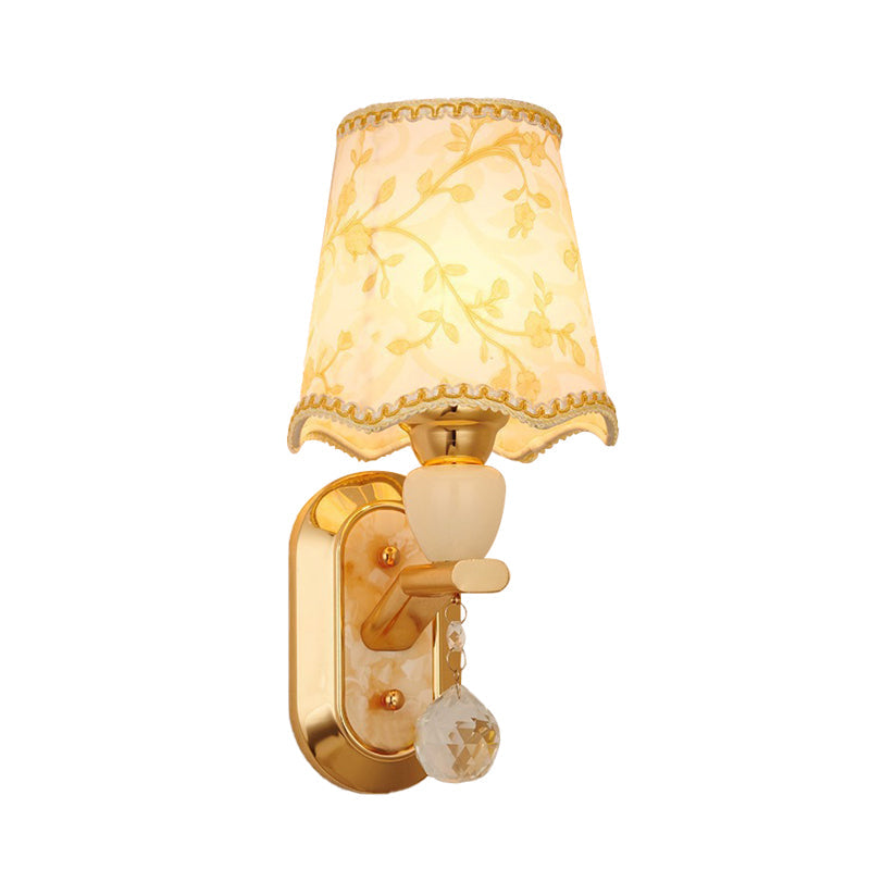 Traditional Gold Finish Bedroom Wall Lamp With Scalloped Fabric Shade