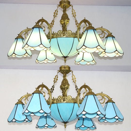 Konische Vintage-Pendelleuchte mit blauem Glasschirm für traditionelles Wohnzimmer