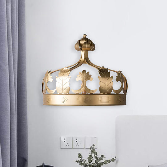 Vintage Metal Crown 3-Light Wall Sconce In Grey/Gold - Bedroom Wall-Mounted Lighting