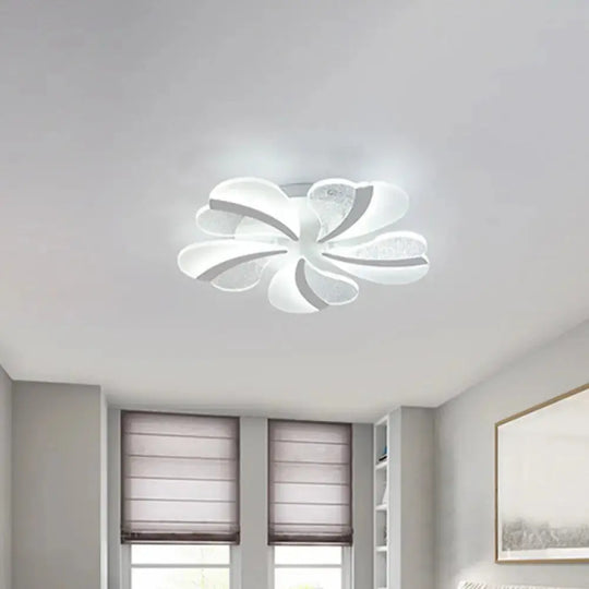Modern Heart-Shaped Led Ceiling Lamp - Acrylic Flush Mount Light For Living Room With 5/9/15