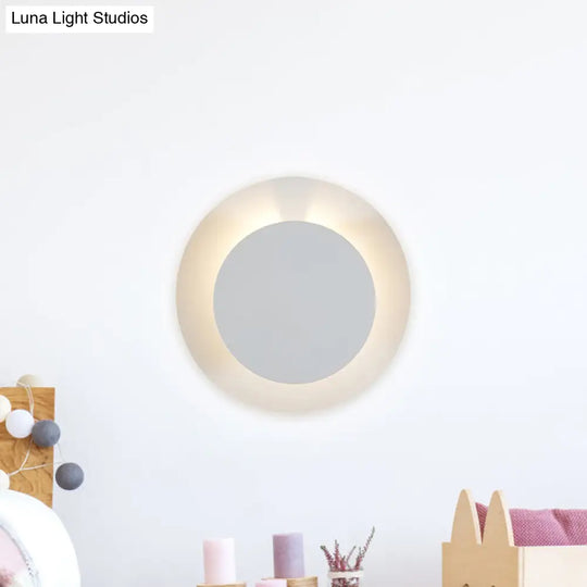 Adjustable Minimalist Led Metallic Disc Wall Sconce Lamp - White Mount Light Fixture