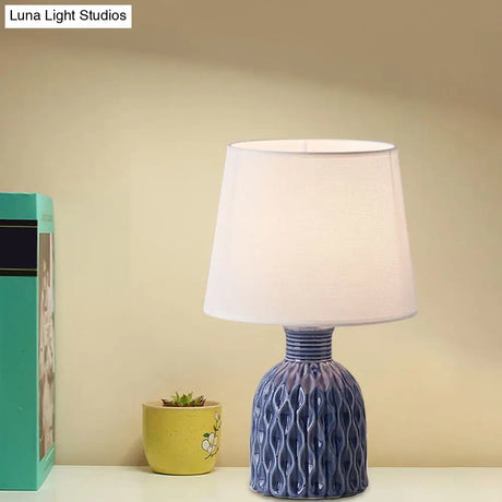 Alaraph - Contemporary Table Lamp