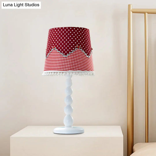 Alshat - Wooden Barrel Desk Lamp With Red Fabric Shade For Bedroom