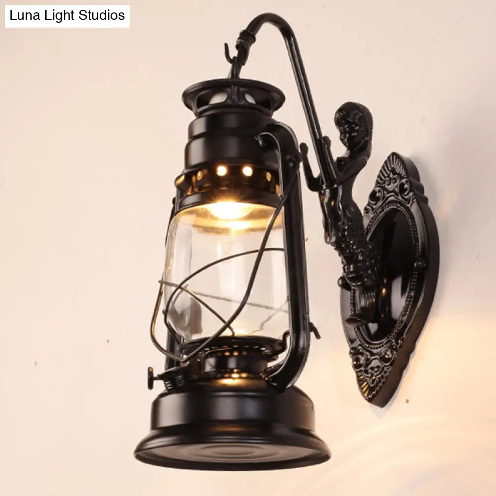 Antique Style Single-Bulb Oil Lantern Sconce: Clear Glass Wall Mount Light For Aisles Black / Arc