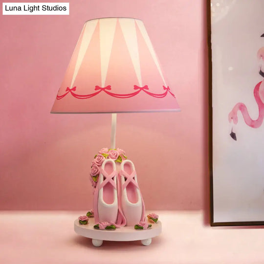 Girls Ballet Shoes Bedside Lamp - Pink Resin Table Light With Cone Shade