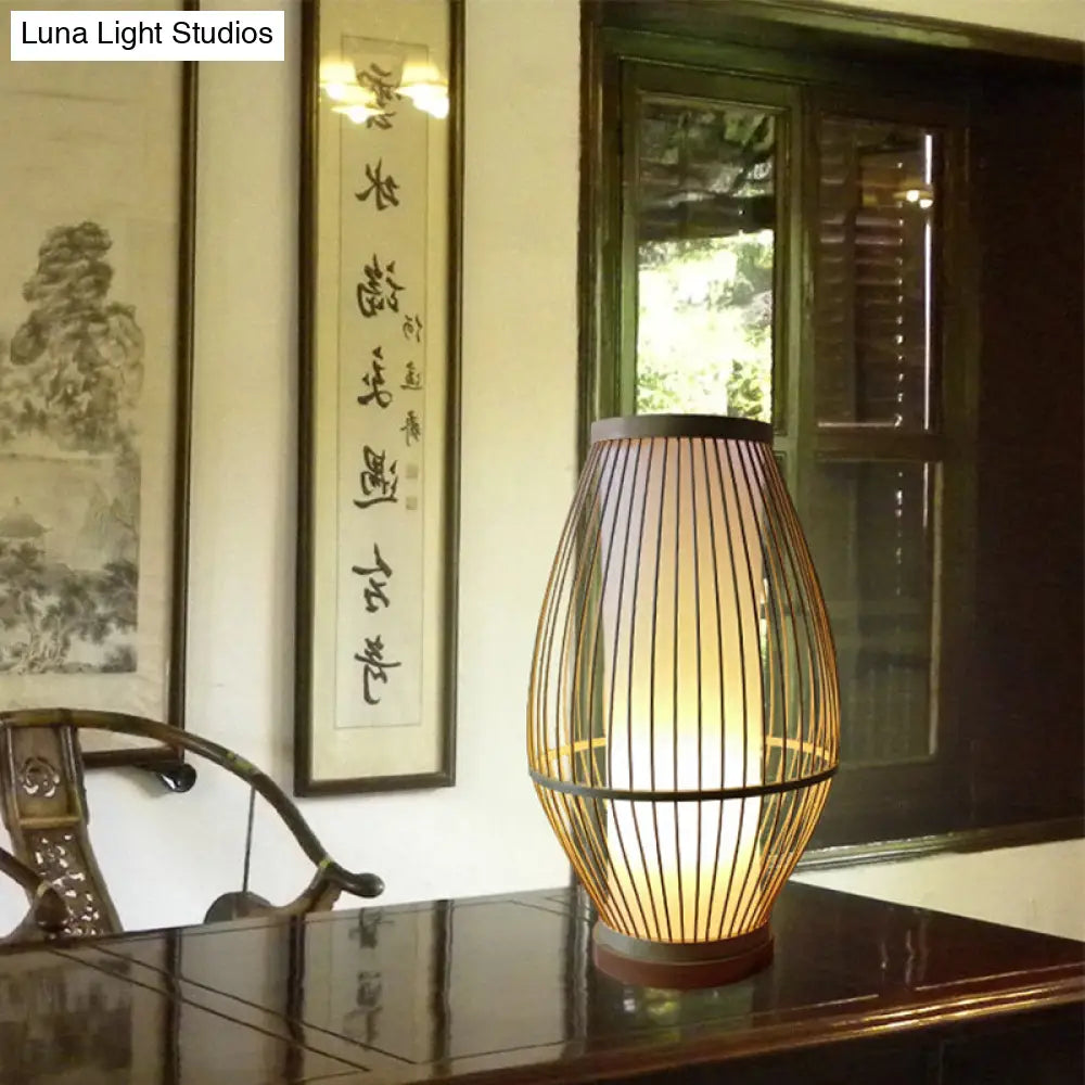 Bamboo Lantern Task Lamp For Dining Rooms - Asian Beige Lighting With Bulb