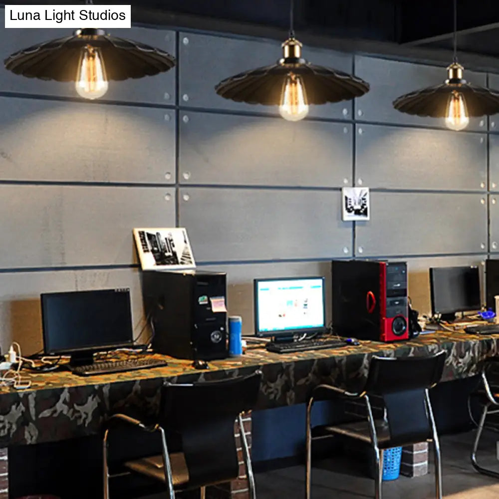 Farm Style Black Scalloped Metal Pendant Light Kit For Coffee Shops