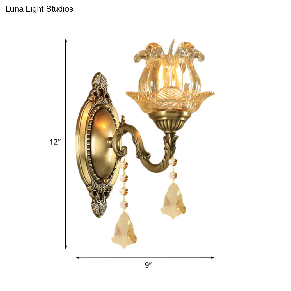 Brass Wall Mount Sconce With Clear Glass 1/2-Light For A Classic Floral Look