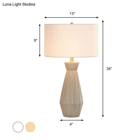 Ceramic Countryside Vase Table Light With Single Bulb And White/Beige Round Shade