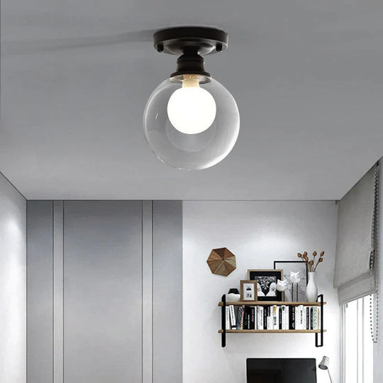 Chana – Moderne, minimalistische Deckenlampe mit Glasbirne