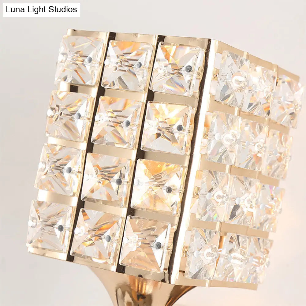 Clear Crystal And Metal Cubic Shade Wall Sconce: Modern Stylish 1 Light Fixture (Silver/Gold) For