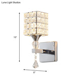 Clear Crystal And Metal Cubic Shade Wall Sconce: Modern Stylish 1 Light Fixture (Silver/Gold) For