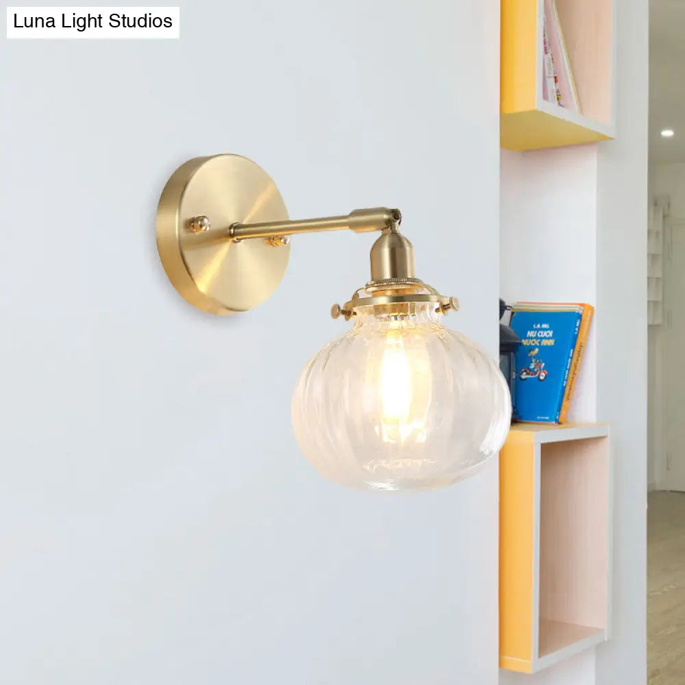 Colonial Wall Lamp With Clear/Cognac Prismatic Glass And Gold Finish